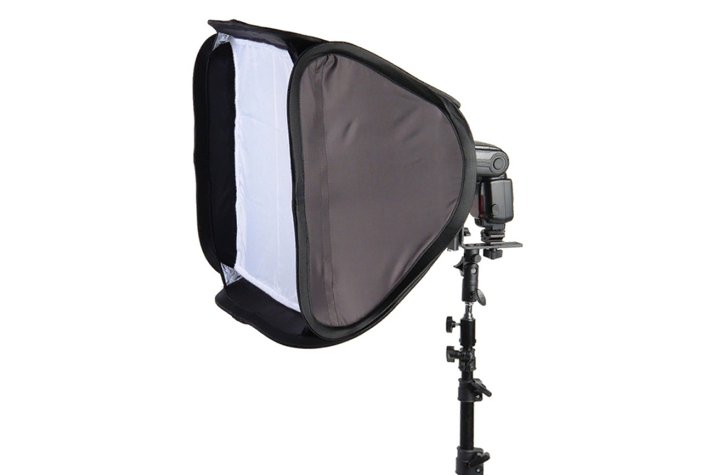 Софтбокс Falcon Eyes EB-060 (40*40cm) с переходником для накамерных вспышек