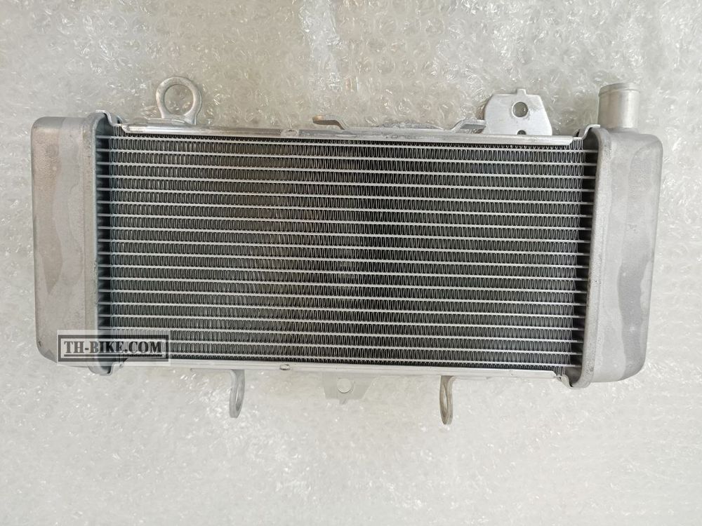 19010-K0A-E11. RADIATOR COMP. HONDA
