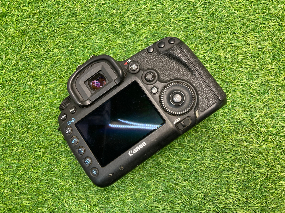Canon EOS 5D Mark III 30.700 кадров