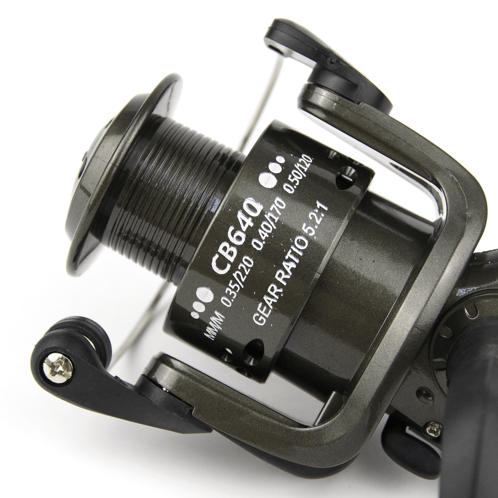 Катушка безынерционная Cobra CB640 (4000, 6BB, графит. шпуля)