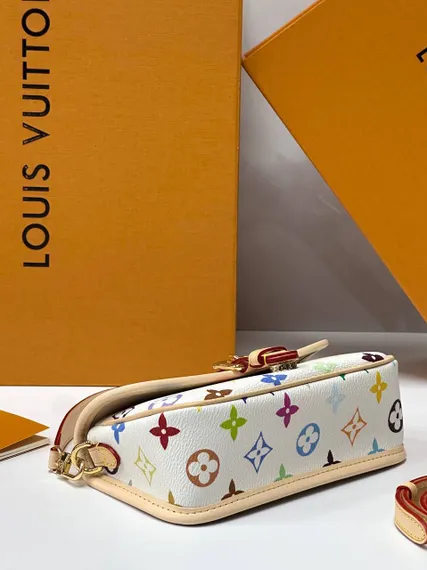 Сумка Louis Vuitton nano Diane
