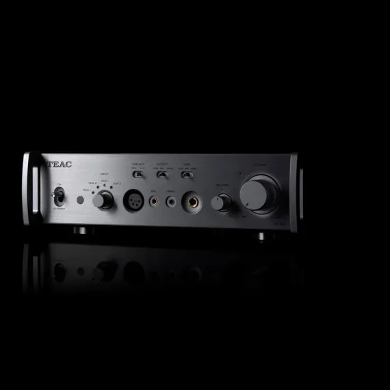 TEAC HA-507 Silver
