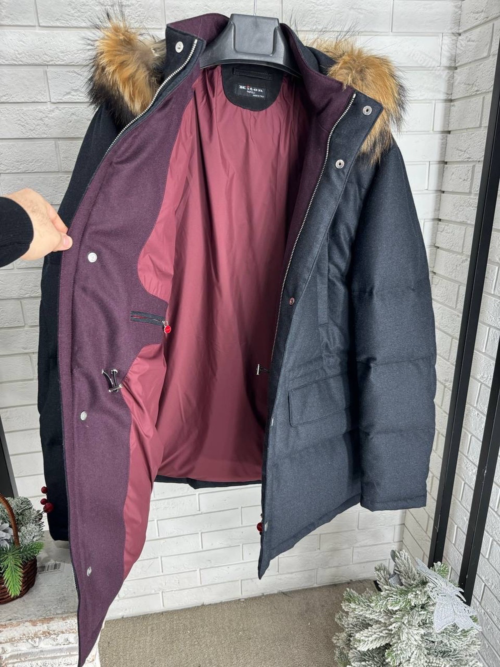 Кашемировый пуховик Kiton