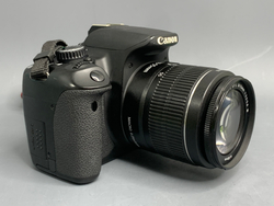 Canon 650D Kit 18-55mm lll 77.000 кадров