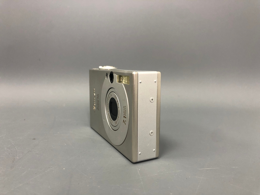 Canon Digital IXUS 70