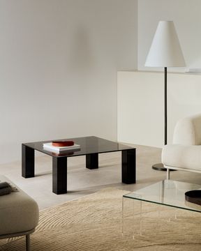 Журнальный столик Adularia из стекла темно-серого цвета 85 x 85 Испания
