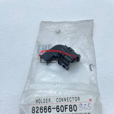 Крышка блока предохранителей 82666-60F80 8266660F80