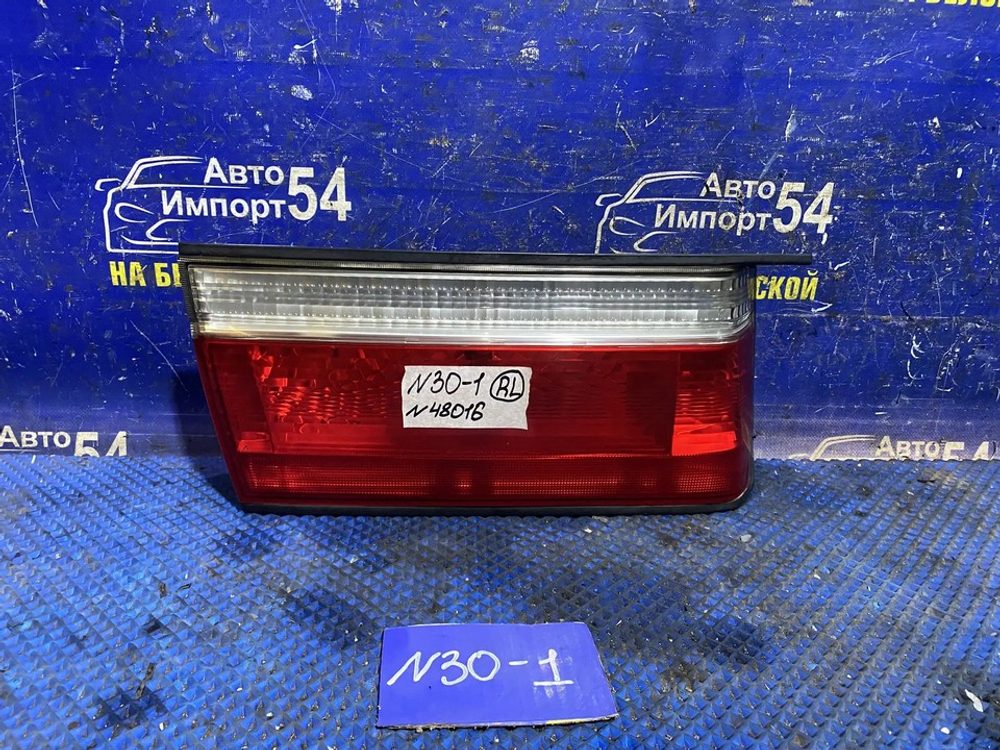 Вставка багажника левая NISSAN R'NESSA 1997-2001