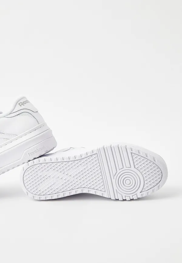 Кроссовки женские REEBOK CLUB C EXTRA