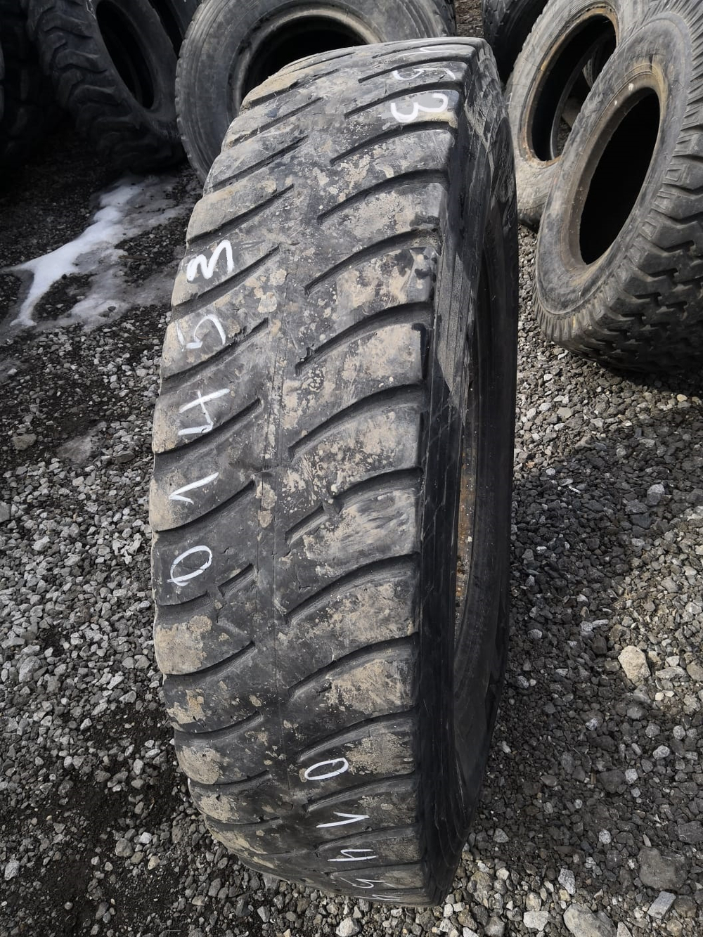 325/95R24 Hankook DM06 шина б/у