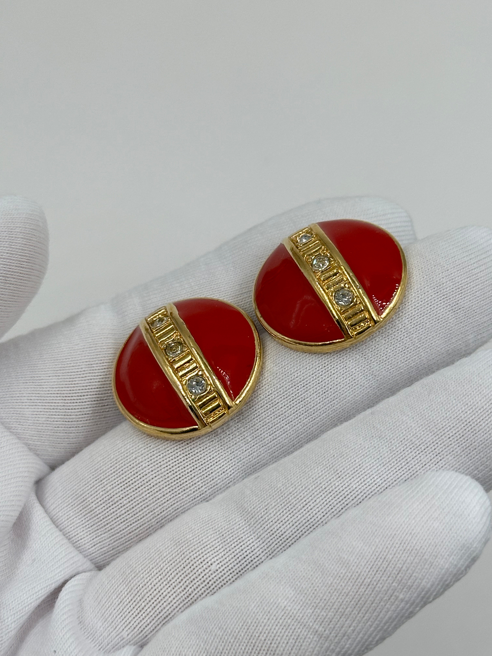 Серьги с красной эмалью и кристаллами Avon