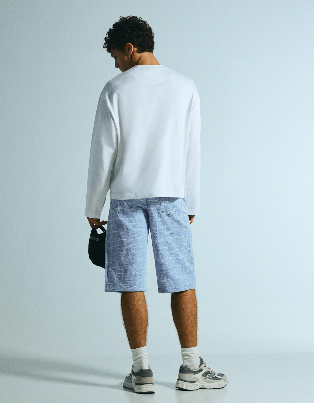 Мужские фактурные джинсовые бермуды super baggy fit - BERSHKA