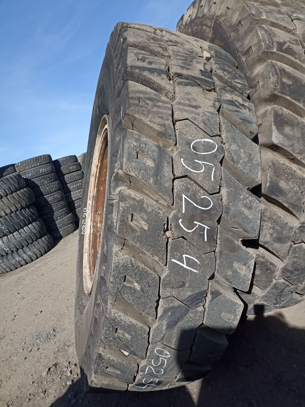 33.00R51 Michelin XDR2 шина б/у