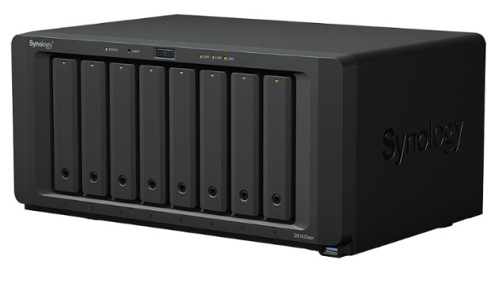 Сетевой накопитель Synology  DS1823XS+