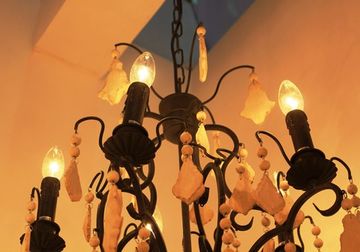 vintage chandelier  01-62 ( by Funky Vintage )