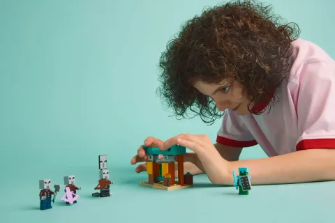 Конструктор LEGO Minecraft 21267 Сельский патруль в пустыне