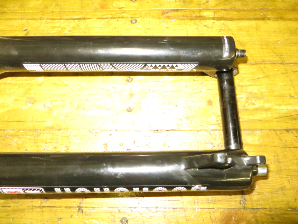 Вилка для экстремальной езды Rock Shox Argyle + запчасти