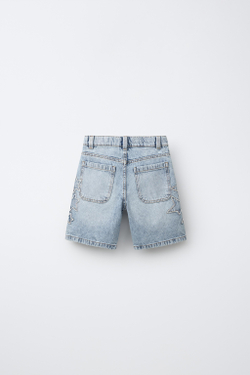 ZARA ДЖИНСОВЫЕ ШОРТЫ СО ЗВЕЗДАМИ, ВЫЦВЕТШИЙ СИНИЙ