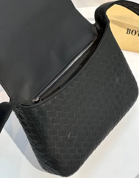 Сумка через плечо Bottega Venetta, чёрный
