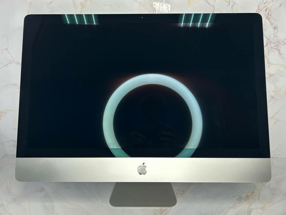 Моноблок Apple iMac 27. Конфигурация: i5-10500/8GB/256GB/Radeon Pro 5300 4GB/macOS/5K