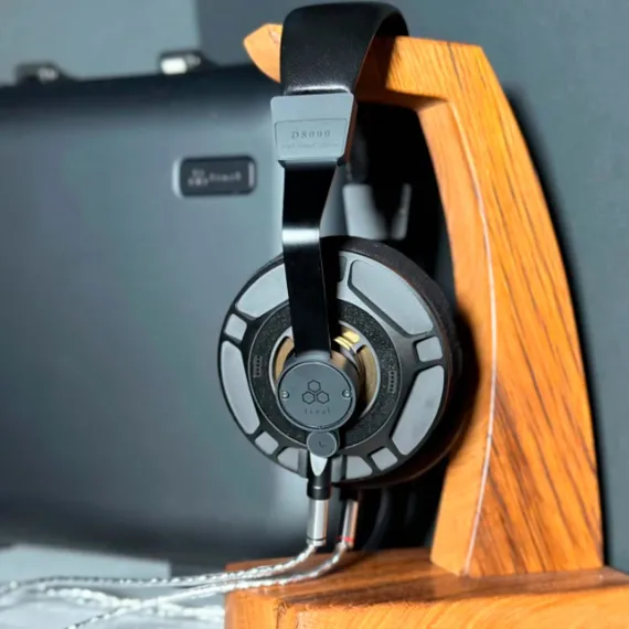 Final Audio D8000 Pro Limited Edition Black/Gold