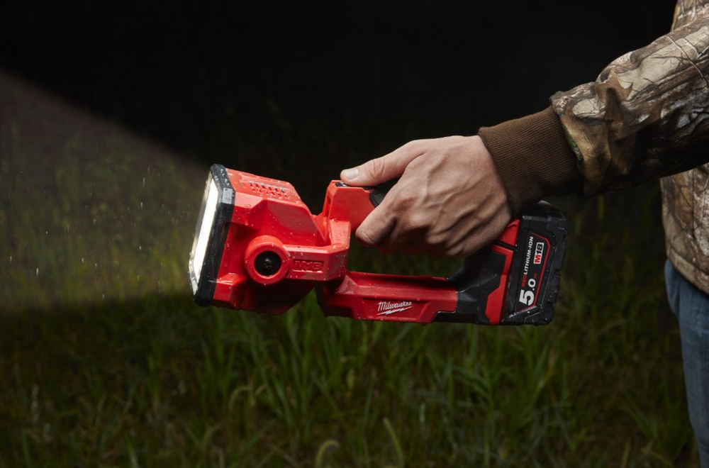 Аккумуляторный фонарь Milwaukee M18 SLED-0 4933459159