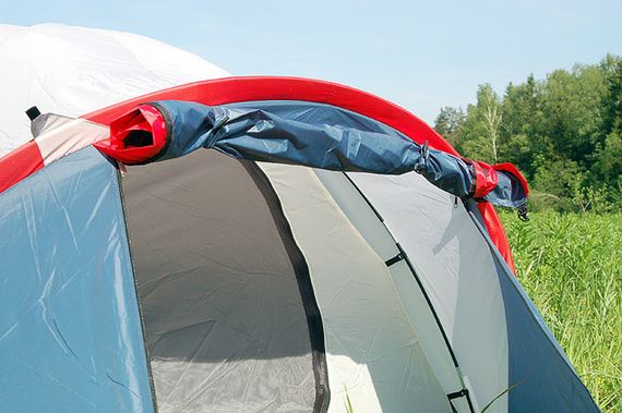 Палатка Canadian Camper KARIBU 3, цвет royal, вход.