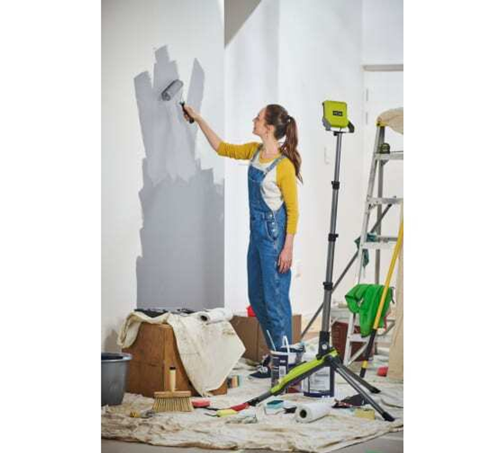 Осветительная штанга Ryobi ONE+ R18TL-0 5133004854