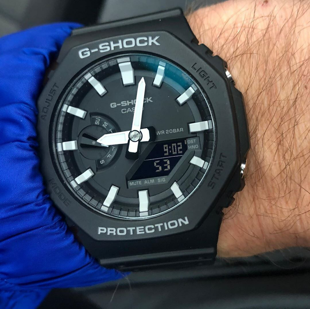 Часы Casio GA-2100-1AER