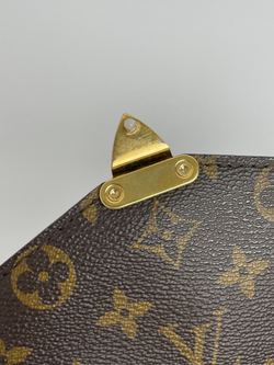 Сумка Louis Vuitton POCHETTE METIS