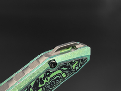 Складной нож Guerrero [M390 green CrystalTi green carbon]