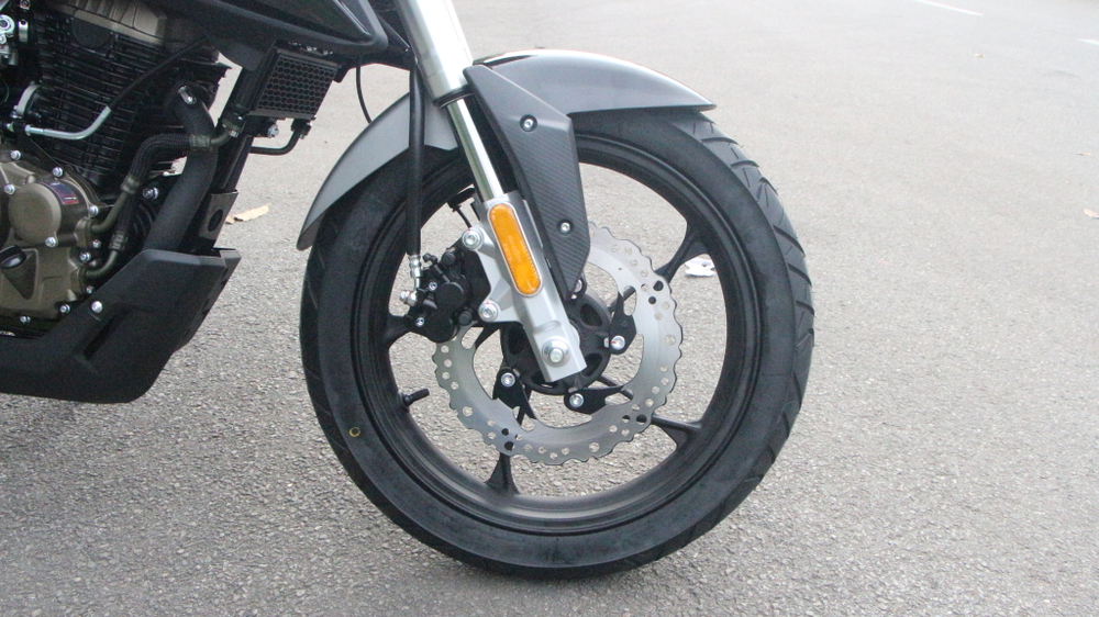 Мотоцикл Loncin CR4 II