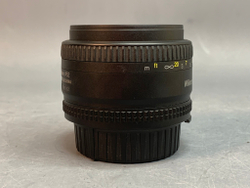 Nikon 50mm f/1.8D AF Nikkor