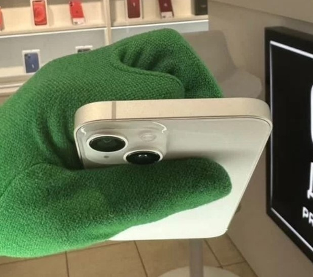 iPhone 14, 128 ГБ б/у