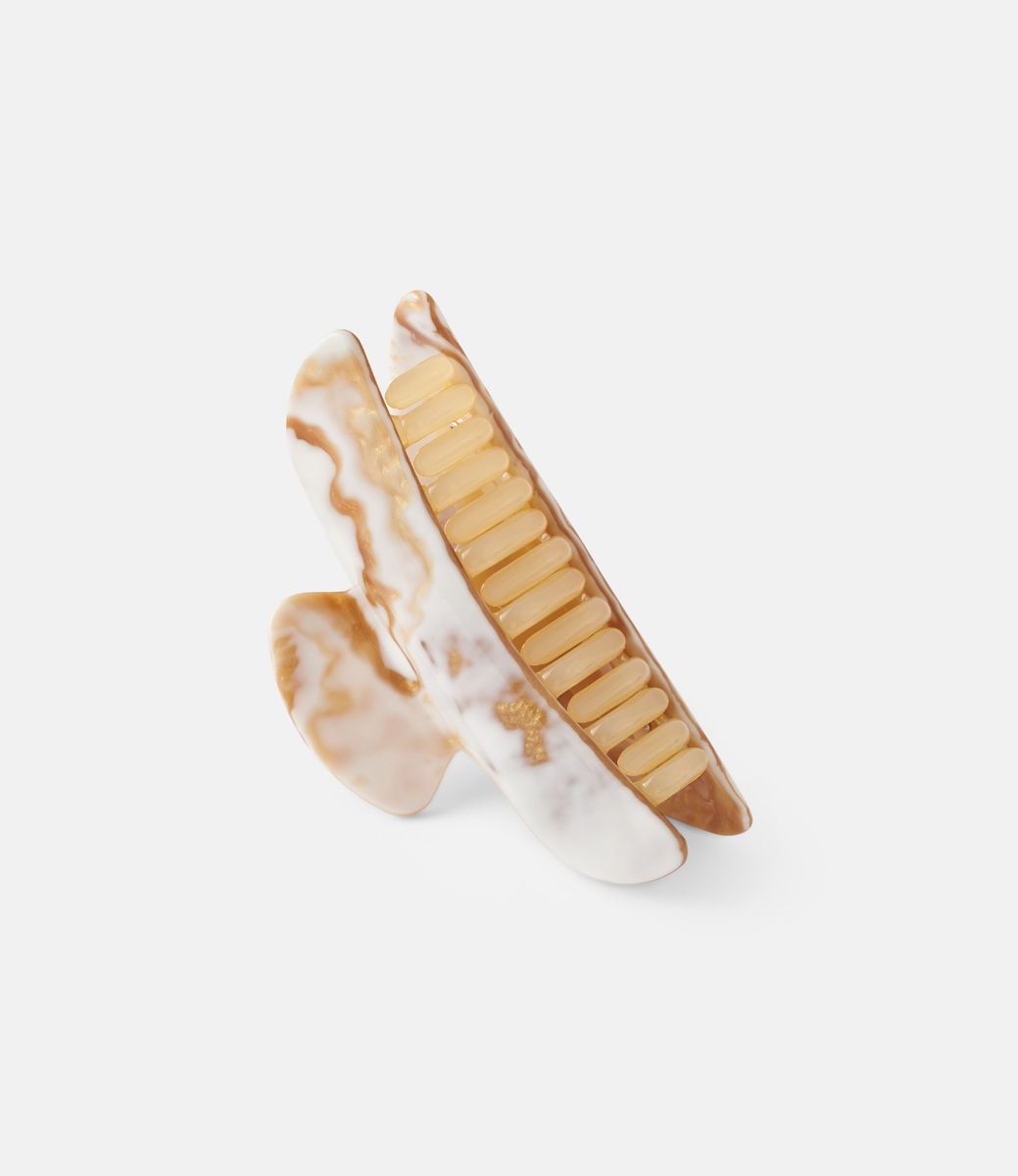Machete Midi Heirloom Claw in Dune — заколка из ацетата