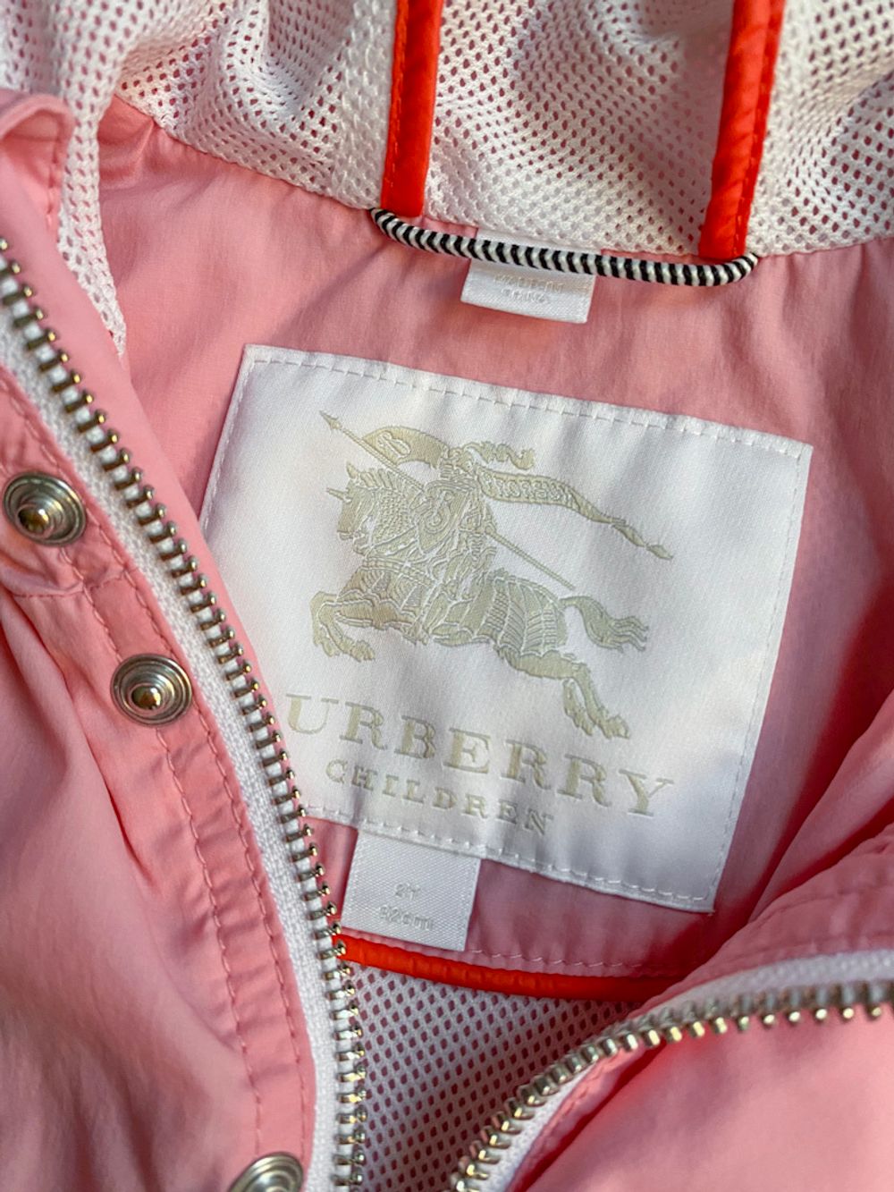 Ветровка Burberry, 92