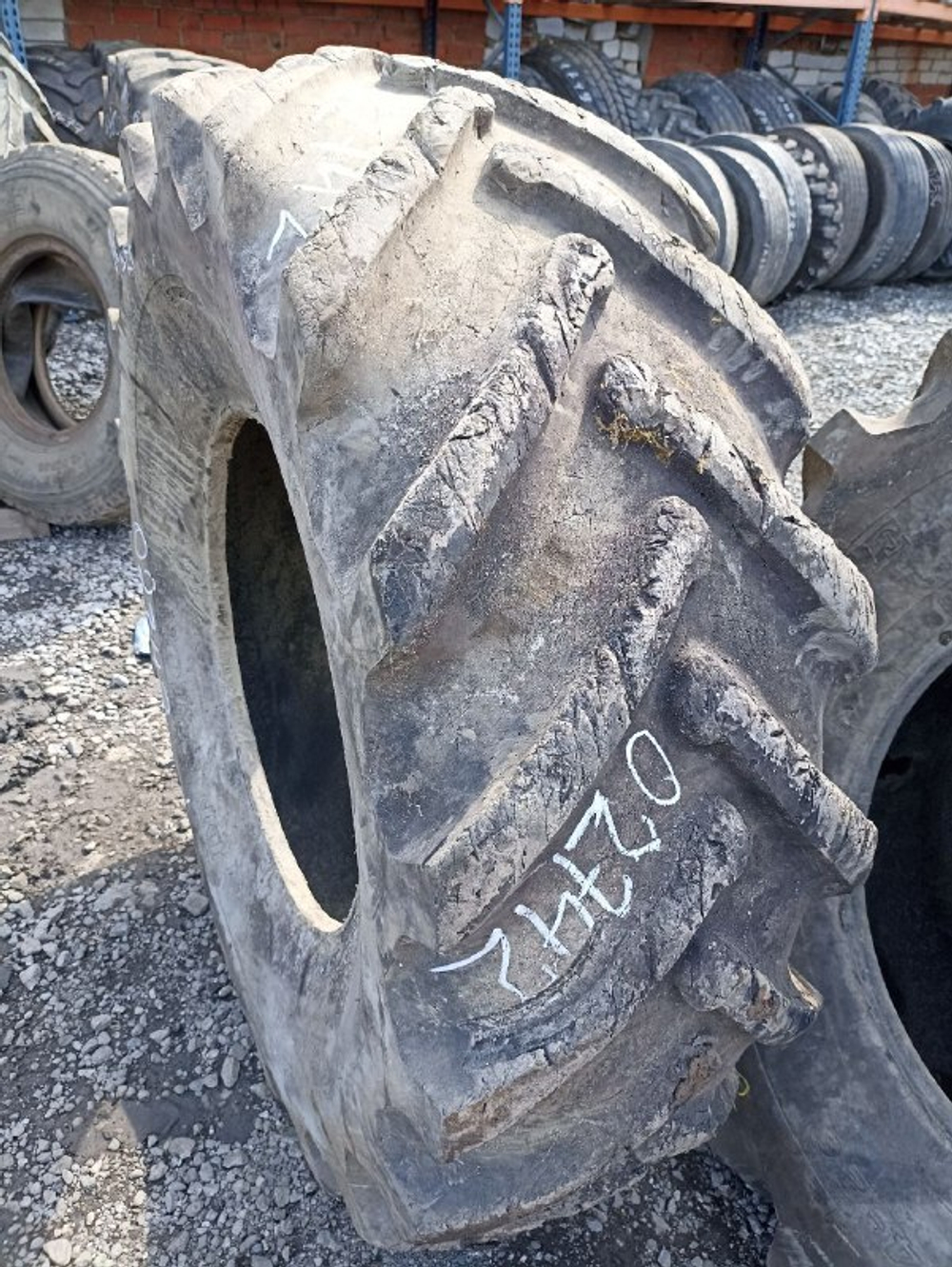 18.4-26 Deestone Power Grip шина б/у