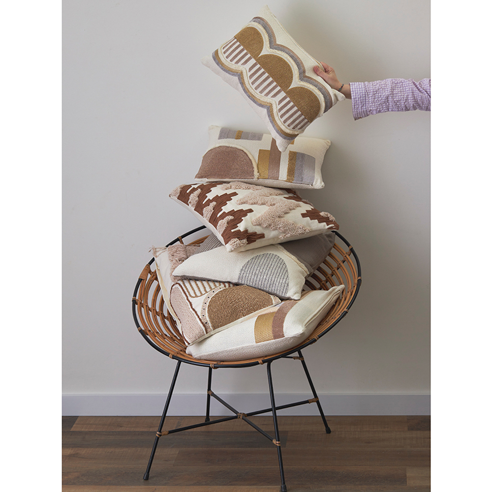 Подушка декоративная Chic beige из коллекции Essential, 30х45 см