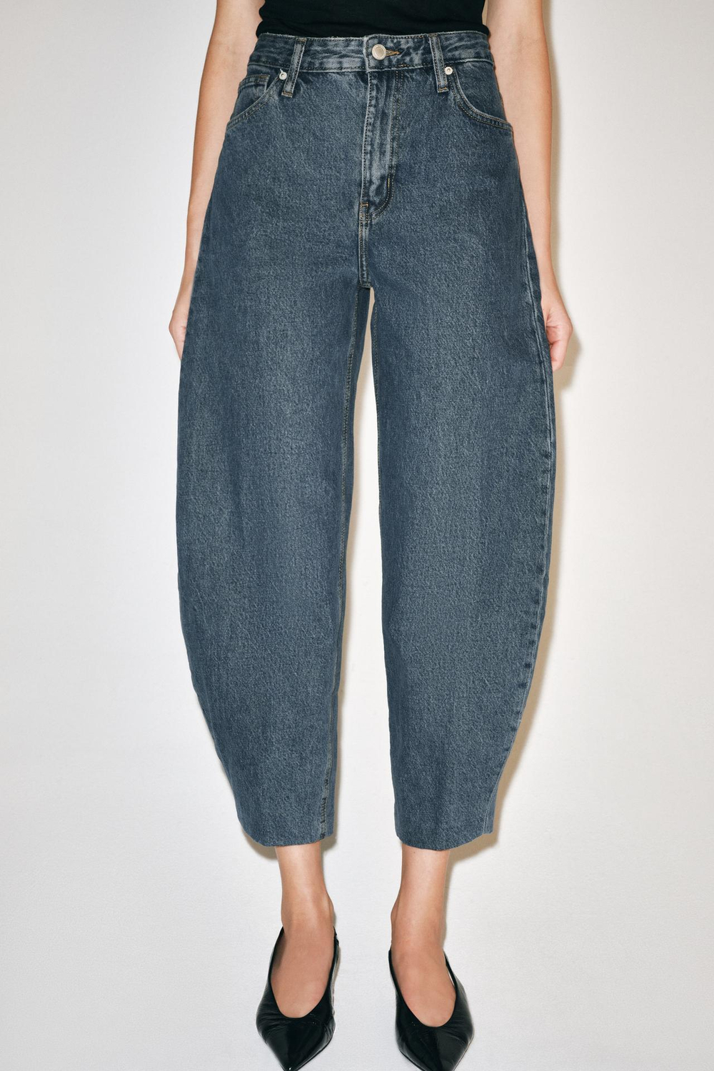 ZARA ДЖИНСЫ TAPERED С ВЫСОКОЙ ПОСАДКОЙ — ZW COLLECTION, ИНДИГО
