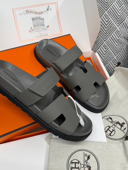 Шлепанцы Hermes