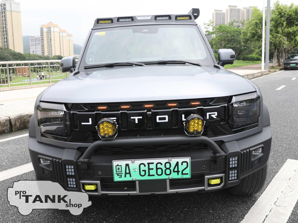 JETOUR T2 Габариты в штатную решетку радиатора