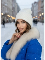 шапка зимняя из ангоры с отворотом вязаная
