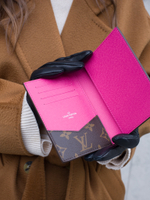 Louis Vuitton Обложка для паспорта