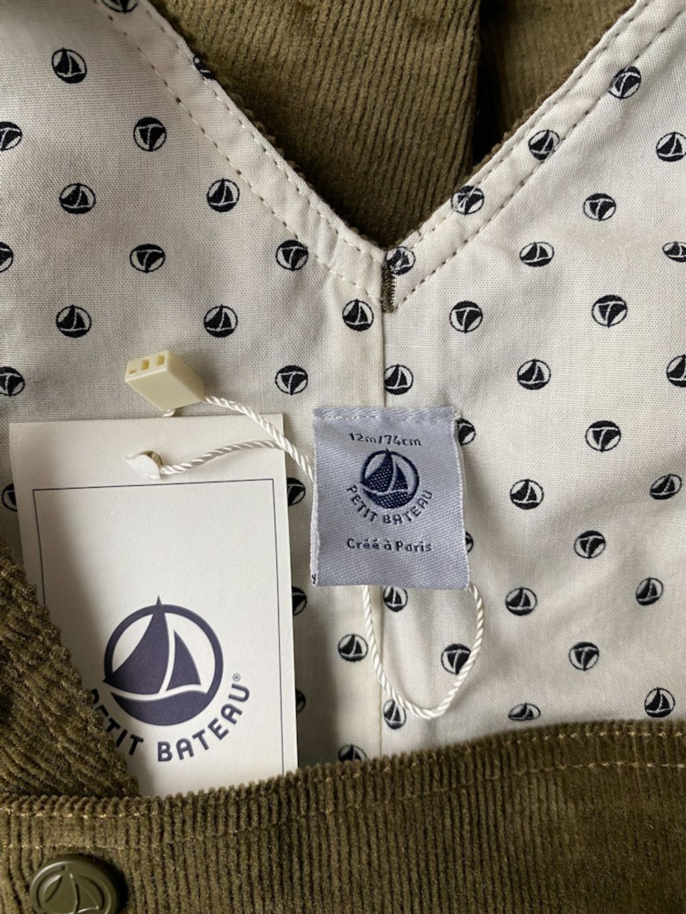 Новый вельветовый комбинезон Petit Bateau, 80