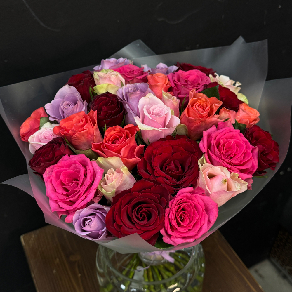 Микс из 31 кенийской розы