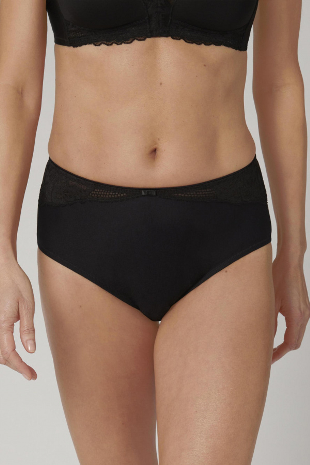 Трусы женские Triumph Modern Lace + Cotton