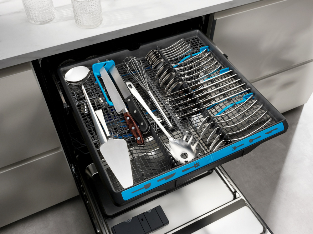 Встраиваемая посудомоечная машина Electrolux EEM43200L