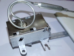 заслонка Indesit, Ariston, Stinol, Pozis механическая (клапан-термостат) C00859984