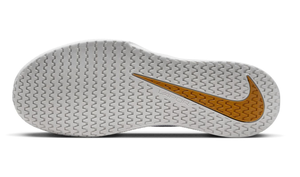Женские Кроссовки теннисные Nike Court Vapor Lite 2 - sail/desert ochre