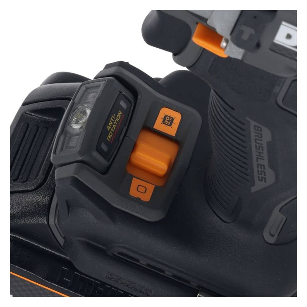 Аккумуляторная дрель-шуруповерт DeWalt McLaren Limited Edition DCD85MP2T